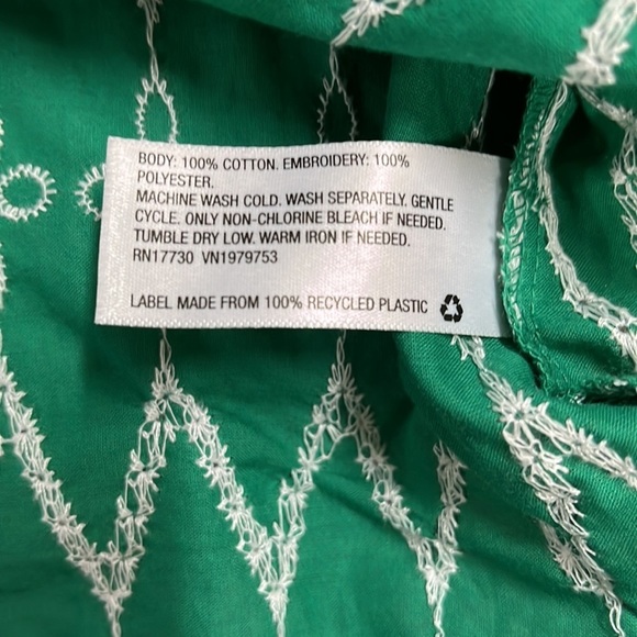 UNIVERSAL thread woman’s blouse - Picture 4 of 4